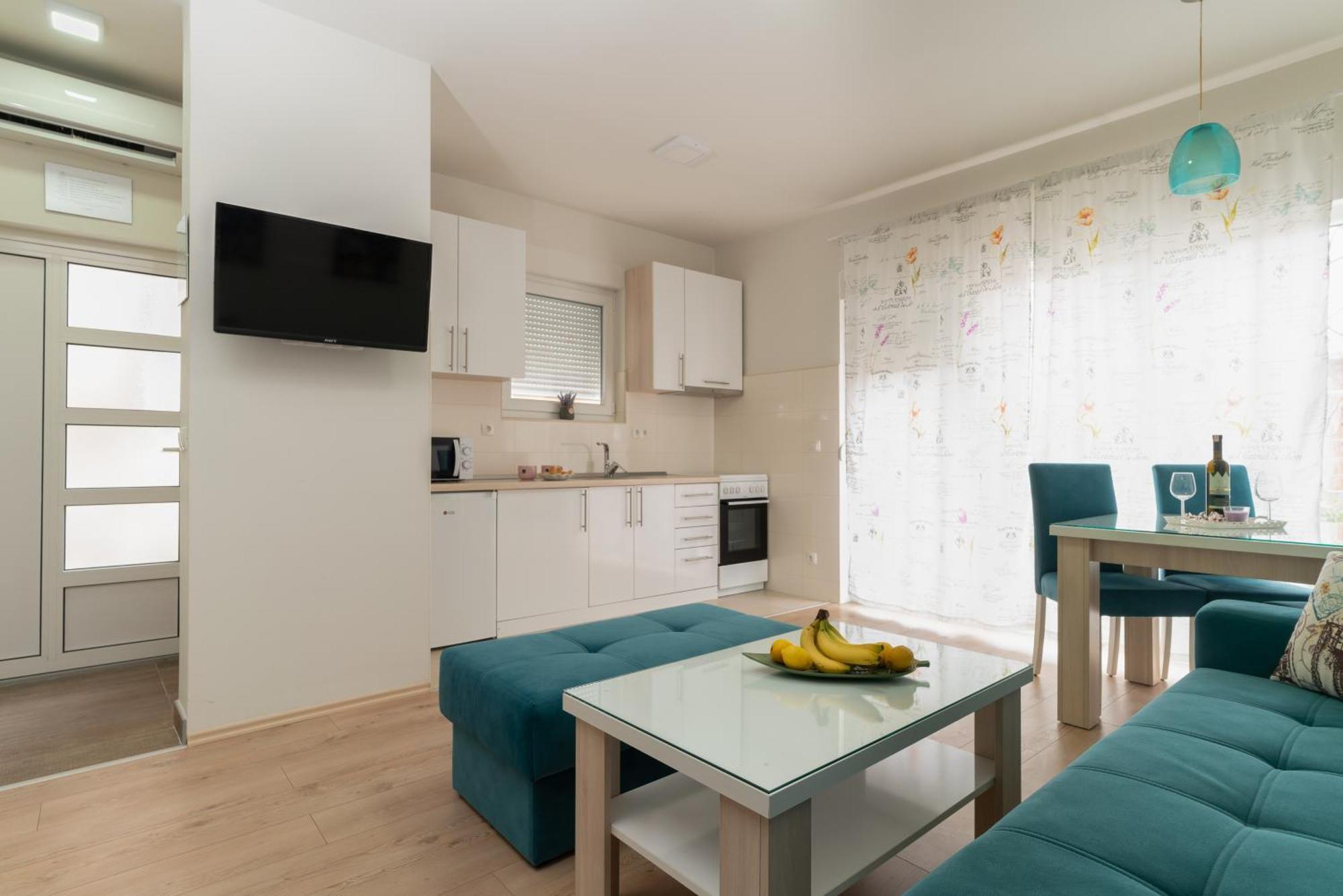 Pure Sky Apartments - With Pool Μόσταρ Εξωτερικό φωτογραφία